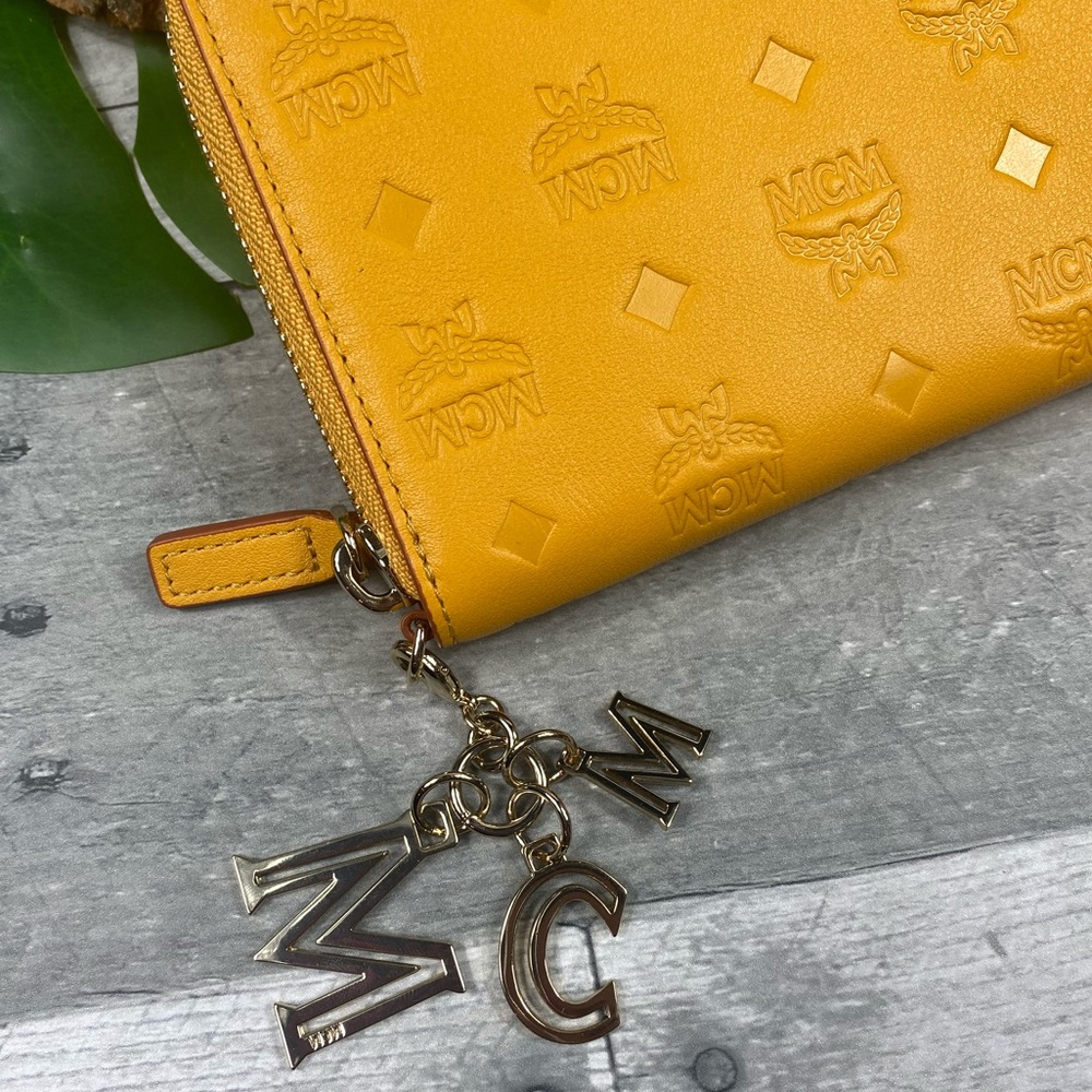MCM klara zip around wallet viseto large mango - Picture 2 of 7